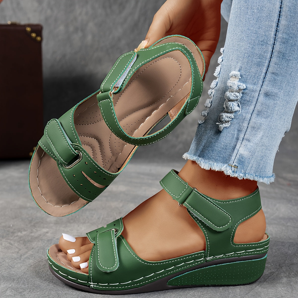 Mirela | Komfortable Sandalen mit Keilabsatz