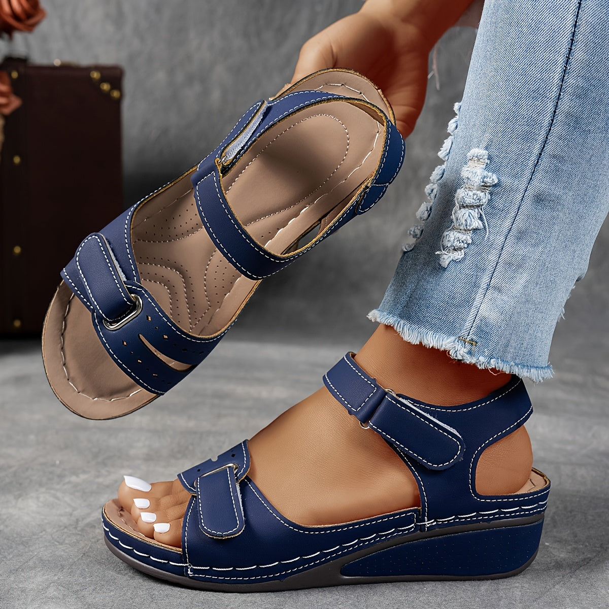 Mirela | Komfortable Sandalen mit Keilabsatz