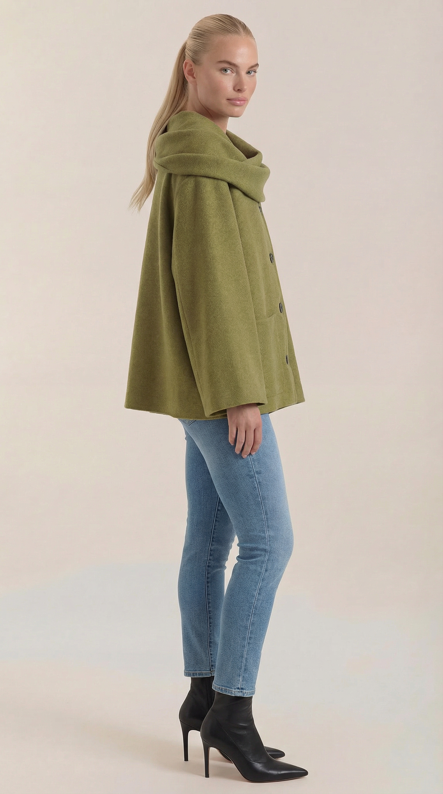 Kristina Gemütlicher Mantel-Cape